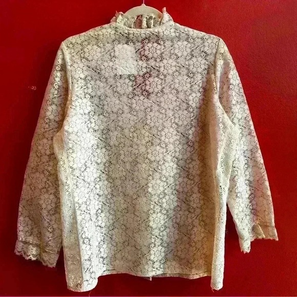 Vintage 70’s long sleeve lace top with ruffle - Picture 5 of 8